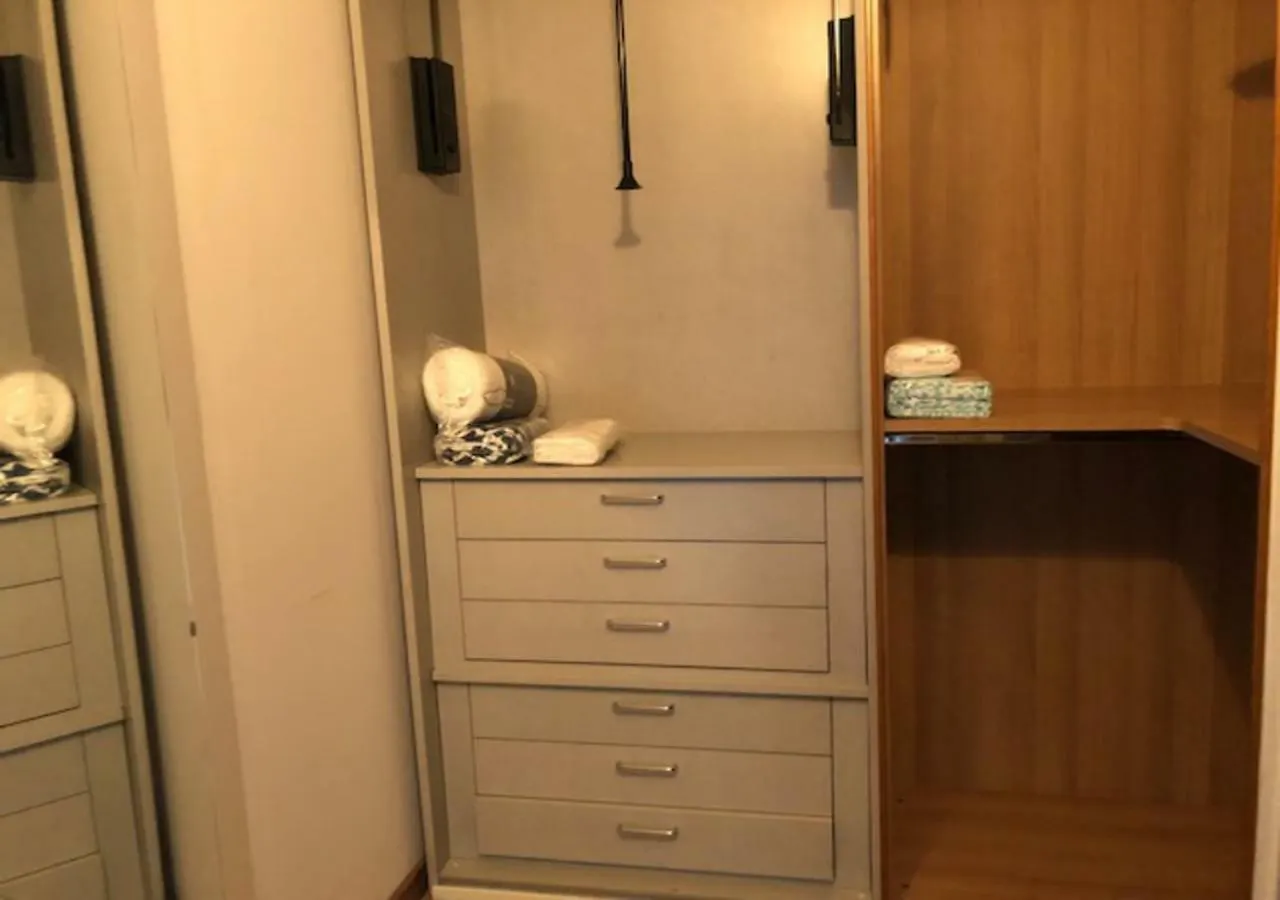 Luminoso E Ampio Trilocale Vicino San Raffaele Apartment Vimodrone Italy