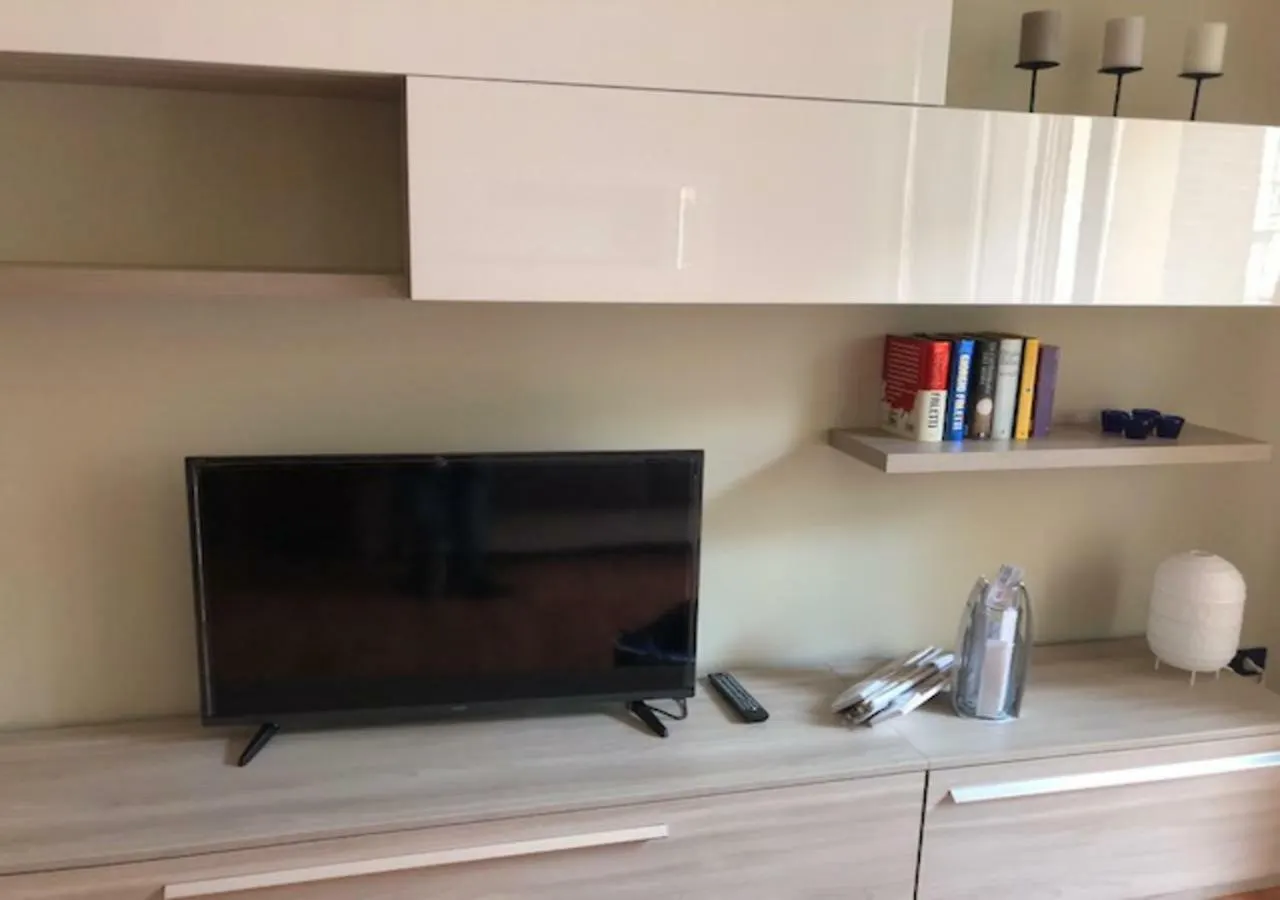 Luminoso E Ampio Trilocale Vicino San Raffaele Apartment Vimodrone Italy